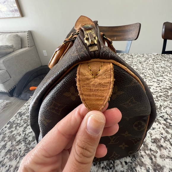 Vintage Louis Vuitton Speedy 30 - Picture 3 of 13